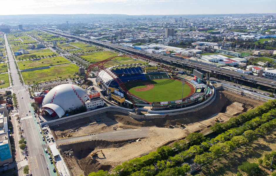 建商搶地熱潮不退   7 月土地交易再創 49 個月新高